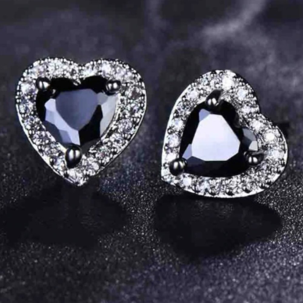 Black Sapphire Heart Stud Earrings - Picture 2 of 3